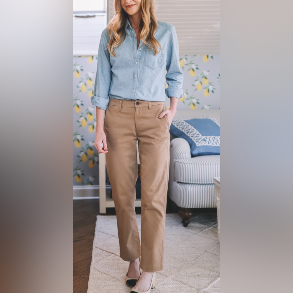 J. Crew High-rise girlfriend chino pant new with tags size 8P